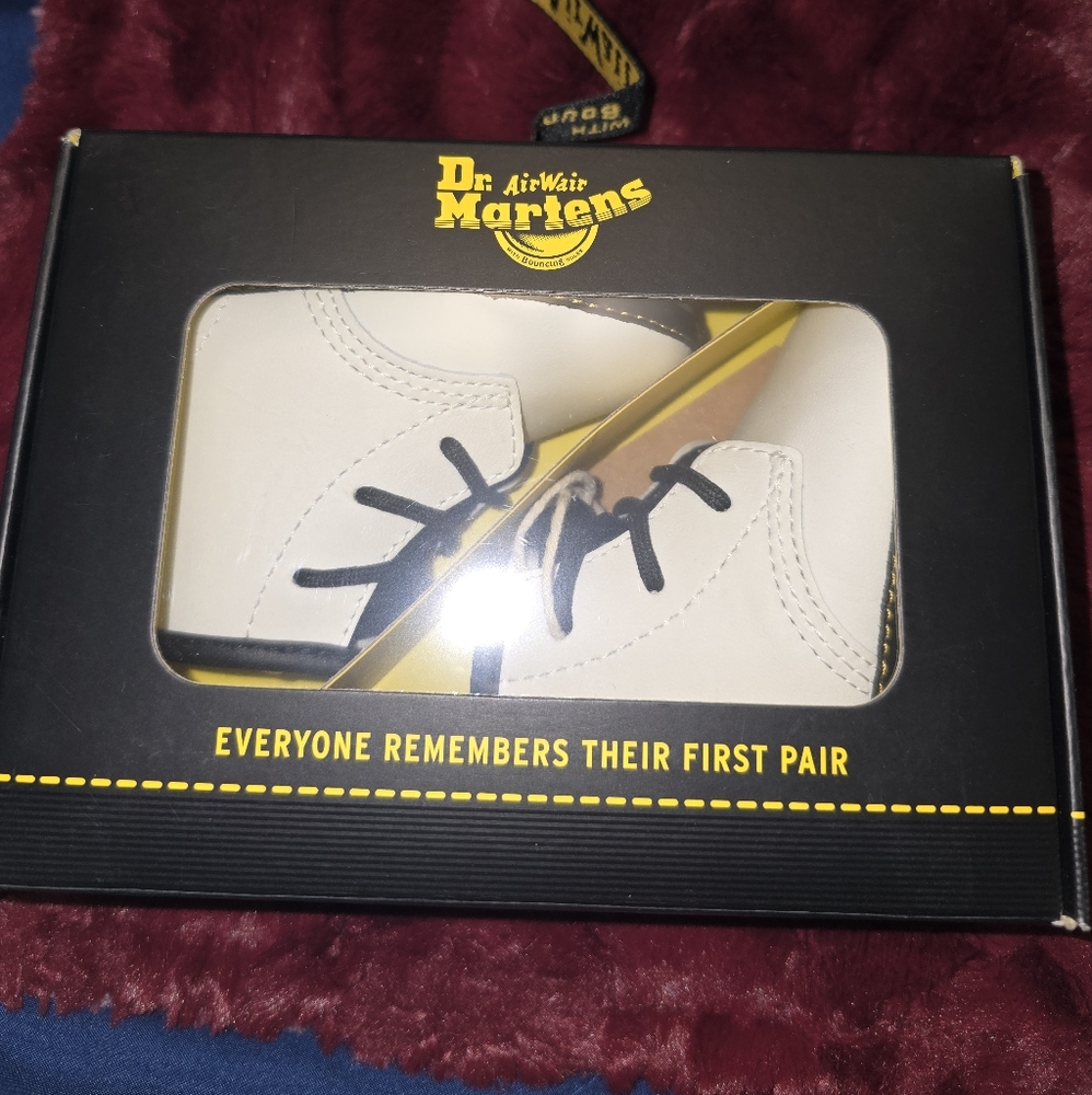 Dr Martens 3C